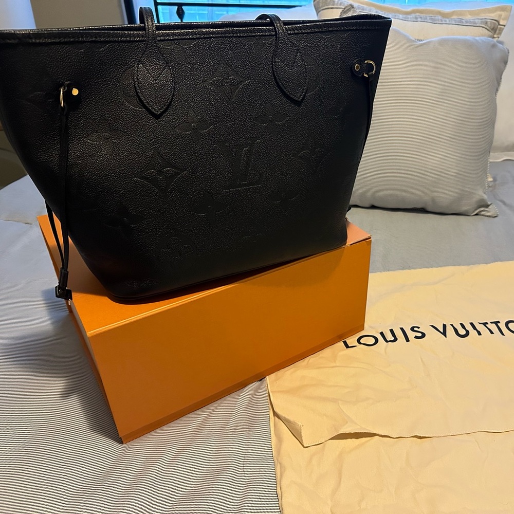 SOLD! Louis Vuitton Neverfull Tote Bag MM Black Monogram Empreinte Leather!